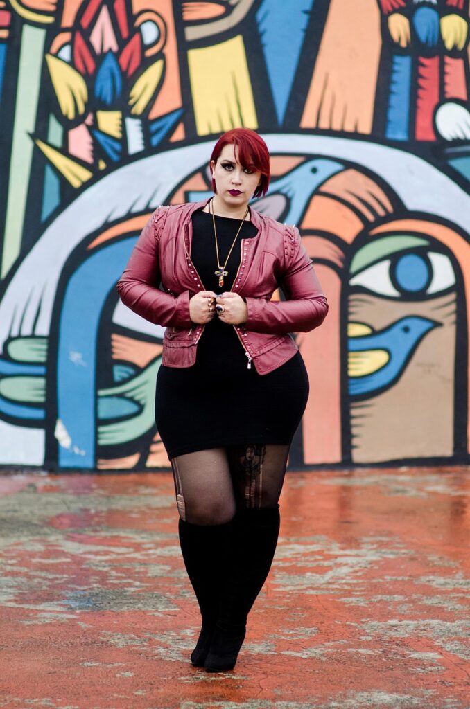 woman, size large, fat, model, female, beautiful, gg, great, graphite, winter, cold, jacket, colorful