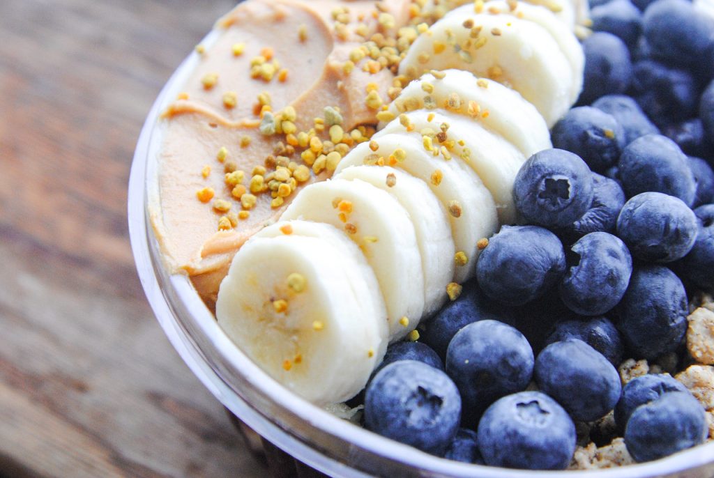Acai Bowl Healthy Breakfast Organic  - wyattbing / Pixabay