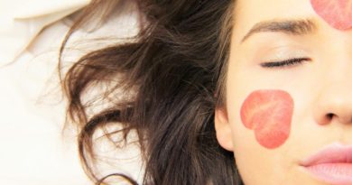 Girl Portrait Woman Young Face  - silviarita / Pixabay