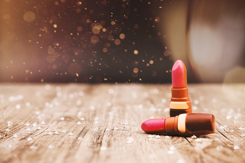 Lipstick Lifestyle Chocolate  - Bru-nO / Pixabay