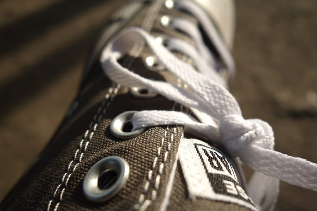 Shoe Macro Converse Shoelace - Licht-aus / Pixabay