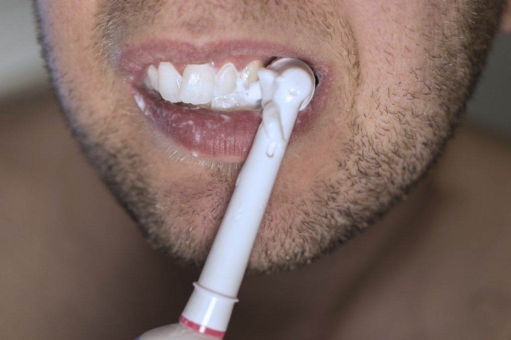 Teeth Tooth Clean Dentist Dental  - Shaun_F / Pixabay